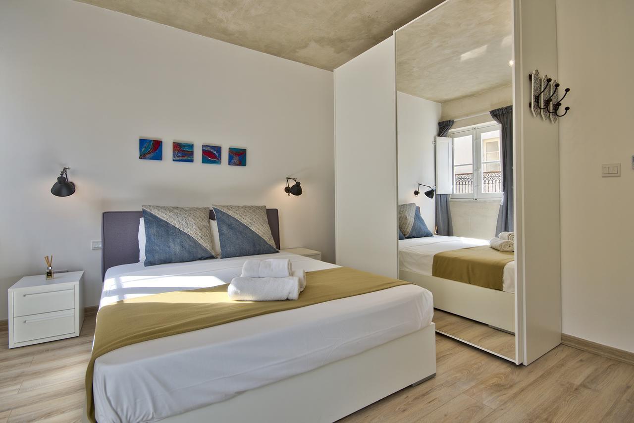 Vallettastay Penthouse Palazzo Zoe Bagian luar foto